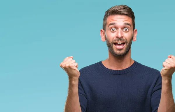 Jovem Homem Bonito Vestindo Camisola Inverno Sobre Fundo Isolado Celebrando — Fotografia de Stock