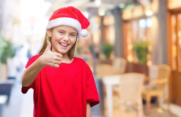 Young Beautiful Girl Wearing Christmas Hat Isolated Background Doing Happy — Stock Photo, Image