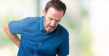 Yakışıklı orta yaş zarif komuta sizde izole üzerinde arka plan geri el ile kas ağrısı dokunmadan acı sırt ağrısı,