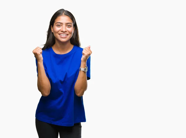 Joven Mujer Árabe Hermosa Sobre Fondo Aislado Celebrando Sorprendido Sorprendido —  Fotos de Stock