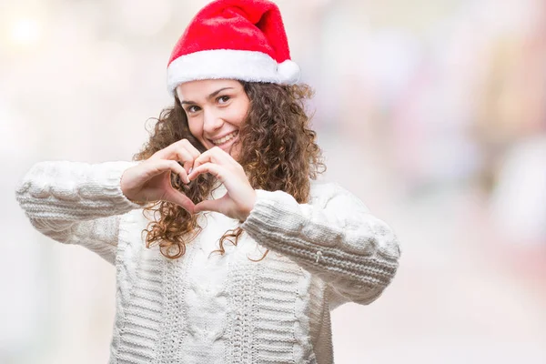 Junges Brünettes Mädchen Mit Weihnachtsmütze Über Isoliertem Hintergrund Das Verliebt — Stockfoto