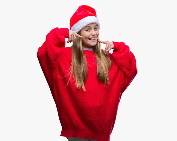 Joven Chica Hermosa Con Sombrero Navidad Sobre Fondo Aislado Sonriendo —  Fotos de Stock