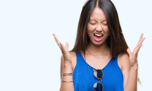 Mujer Asiática Joven Sobre Fondo Aislado Celebrando Loco Loco Por —  Fotos de Stock