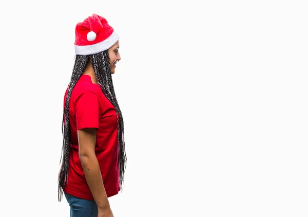 Νέος Braided Μαλλιών Αφρικανικές Αμερικανικές Κοπέλα Φορώντας Καπέλο Χριστουγέννων Πέρα — Φωτογραφία Αρχείου