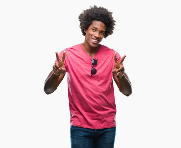 Afro American Man Isolated Background Smiling Looking Camera Showing Fingers — Stock Photo, Image