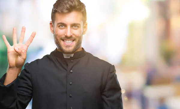 Giovane Sacerdote Cattolico Cristiano Uomo Sfondo Isolato Mostrando Indicando Con — Foto Stock