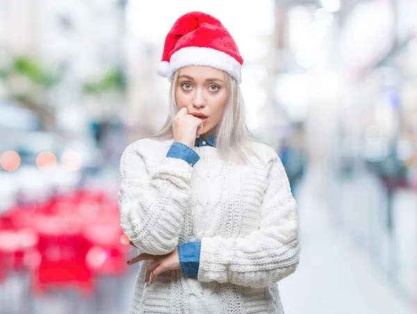 Mladá Blond Žena Nosí Vánoční Čepice Izolované Pozadí Pohledu Stresovaní — Stock fotografie