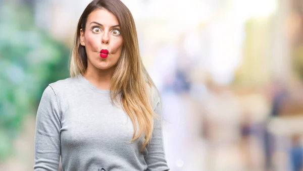 Mooie Jongeren Zakenvrouw Geïsoleerde Achtergrond Maken Vis Gezicht Met Lippen — Stockfoto