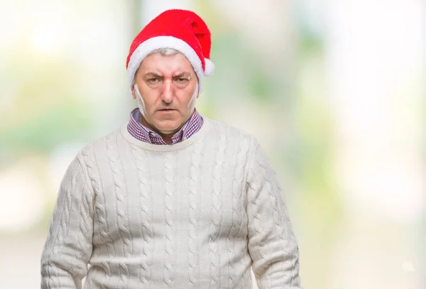 Hombre Mayor Guapo Usando Sombrero Navidad Sobre Fondo Aislado Escéptico — Foto de Stock