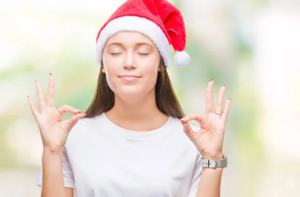 Giovane Bella Donna Caucasica Indossa Cappello Natale Sfondo Isolato Rilassarsi — Foto Stock