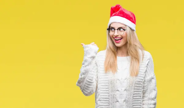 Junge Schöne Blonde Frau Trägt Weihnachtsmütze Über Isoliertem Hintergrund Lächelnd — Stockfoto