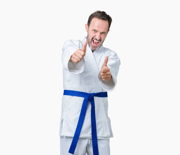 Stilig Medelåldern Senior Mannen Bär Kimono Uniform Över Isolerade Bakgrund — Stockfoto