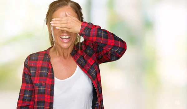 Erwachsene Frau Mittleren Alters Lässiger Jacke Über Isoliertem Hintergrund Lächelnd — Stockfoto