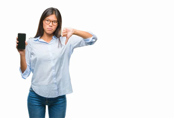 Mujer Asiática Joven Mostrando Pantalla Blanco Smartphone Sobre Fondo Aislado —  Fotos de Stock