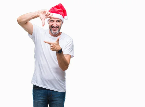 Middelbare Leeftijd Hoary Senior Man Dragen Kerstmuts Geïsoleerde Achtergrond Glimlachend — Stockfoto