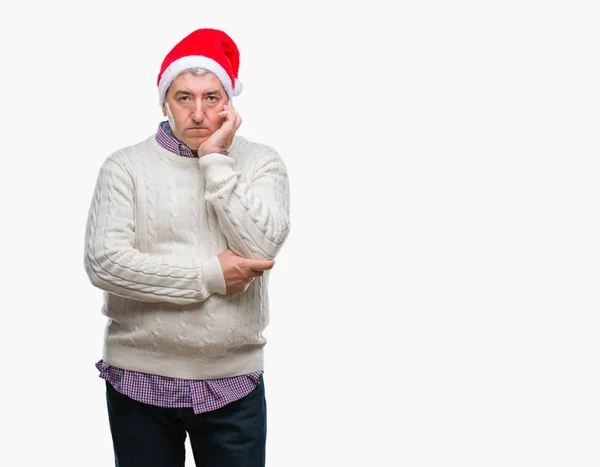 Bonito Homem Sênior Vestindo Chapéu Natal Sobre Fundo Isolado Pensando — Fotografia de Stock