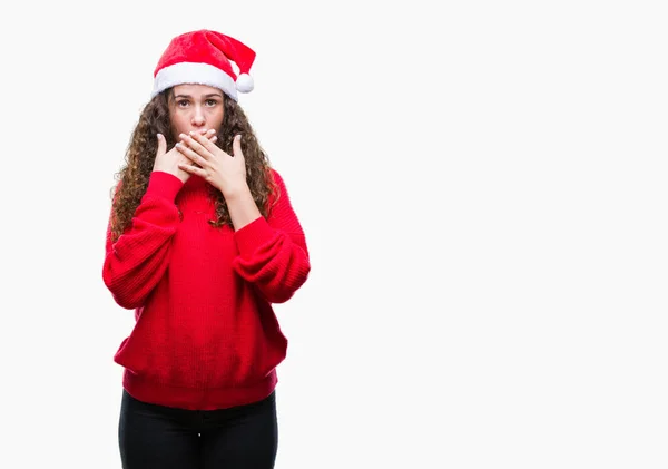 Chica Morena Joven Con Sombrero Navidad Sobre Fondo Aislado Impactado —  Fotos de Stock