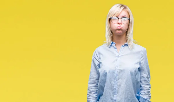 Mladá Krásná Blondýna Obchodních Žena Nosí Brýle Izolované Pozadí Nafoukla — Stock fotografie