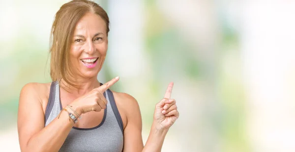 Beautiful Middle Age Woman Wearing Sport Clothes Isolated Background Smiling — Stock Photo, Image
