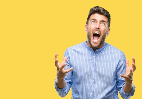 Joven Hombre Guapo Sobre Fondo Aislado Loco Loco Gritando Gritando —  Fotos de Stock