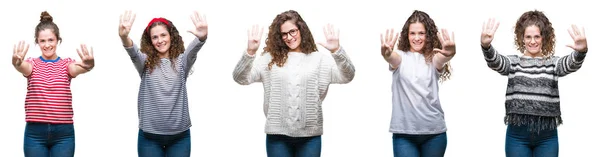 Коллаж Юной Брюнетки Кудрявая Девушка Изолированном Фоне Показывая Показывая Пальцами — стоковое фото