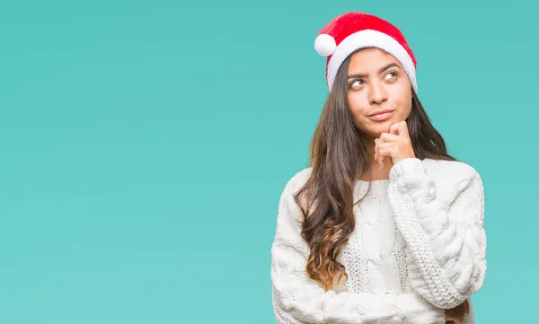 Jeune Femme Arabe Portant Chapeau Noël Sur Fond Isolé Avec — Photo