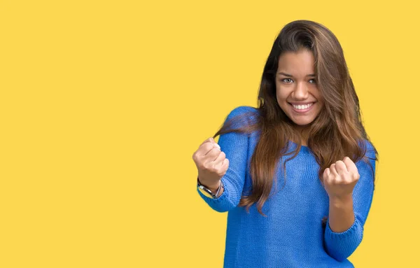 Giovane Bella Donna Bruna Indossa Maglione Blu Sfondo Isolato Molto — Foto Stock