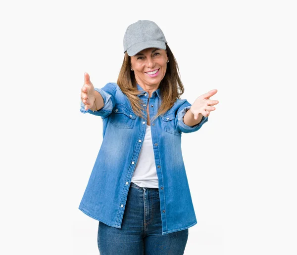 Beautiful Middle Age Woman Wearing Sport Cap Isolated Background Looking — Stock Photo, Image