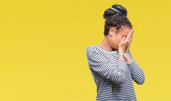 아프리카계 미국인 손으로 얼굴을 표정으로 스웨터를 우울증 — 스톡 사진