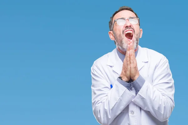 Hombre Profesional Alzado Mediana Edad Con Abrigo Blanco Sobre Fondo — Foto de Stock