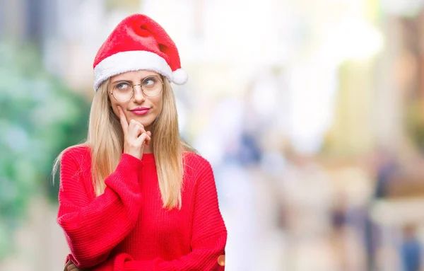 Mladá Krásná Blondýna Žena Nosí Vánoční Čepice Izolované Pozadí Rukou — Stock fotografie