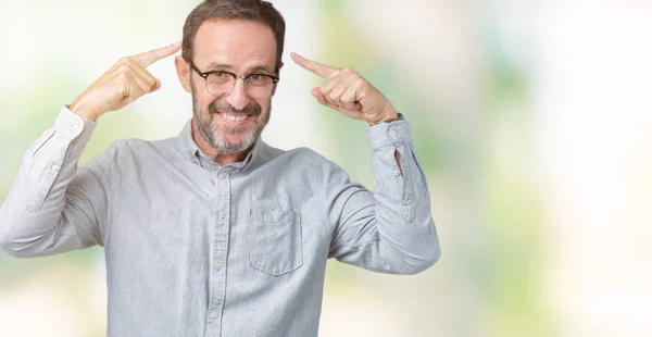 Bello Uomo Anziano Mezza Età Elegante Che Indossa Occhiali Sfondo — Foto Stock