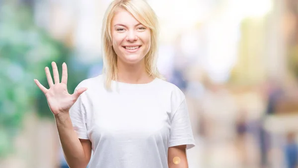 Jonge Mooie Blonde Vrouw Met Witte Shirt Geïsoleerde Achtergrond Weergeven — Stockfoto