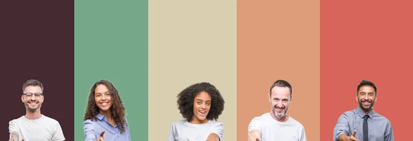 Colagem Grupo Jovens Idosos Sobre Fundo Isolado Colorido Sorrindo Amigável — Fotografia de Stock