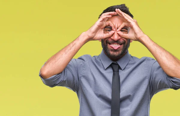 Hombre Negocios Hispano Adulto Con Antecedentes Aislados Haciendo Buen Gesto —  Fotos de Stock