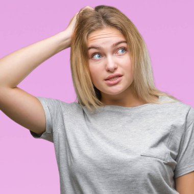 İzole arka plan üzerinde beyaz kadın yanıltır ve soru hakkında merak ediyorum. Şüphe, kafasına el ile düşünme ile belirsiz. Dalgın kavramı.