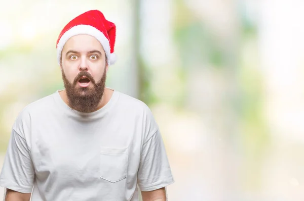 Man Van Jonge Kaukasische Hipster Met Kerstmuts Geïsoleerde Achtergrond Bang — Stockfoto