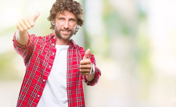 Bonito Homem Modelo Hispânico Sobre Fundo Isolado Aprovando Fazer Gesto — Fotografia de Stock