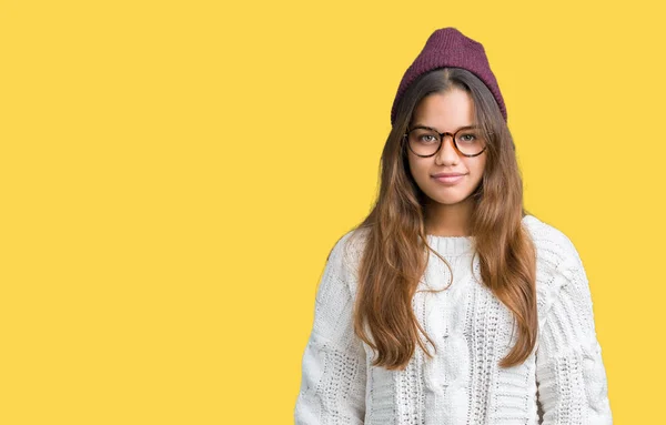 Joven Hermosa Morena Hipster Mujer Con Gafas Sombrero Invierno Sobre — Foto de Stock