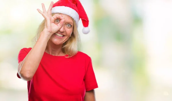 Blonde Vrouw Van Middelbare Leeftijd Met Kerst Hoed Geïsoleerde Achtergrond — Stockfoto