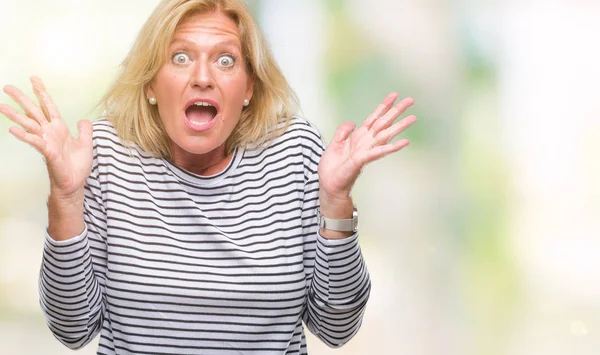 Medelålders Blond Kvinna Över Isolerade Bakgrund Firar Crazy Och Förvånad — Stockfoto
