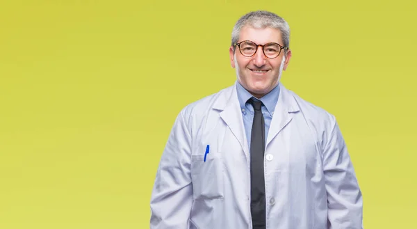 Gutaussehender Oberarzt Wissenschaftlicher Fachmann Weißem Mantel Über Isoliertem Hintergrund Mit — Stockfoto