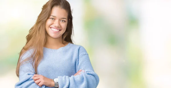 Giovane Bella Donna Bruna Indossa Maglione Invernale Blu Sfondo Isolato — Foto Stock