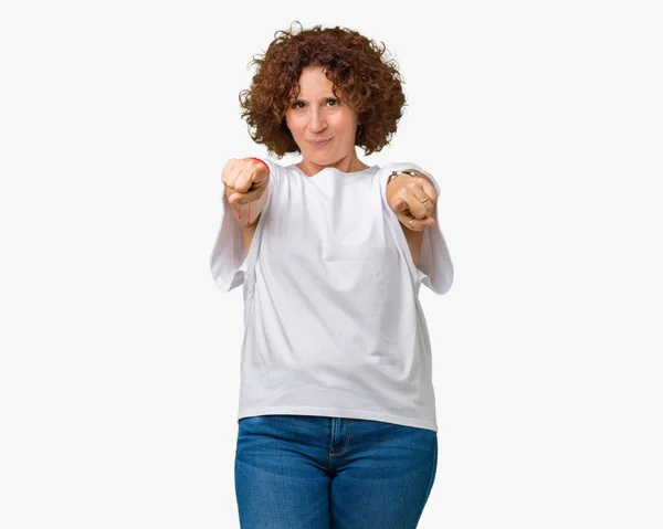 Senior Vrouw Mooi Midden Ager Dragen Witte Shirt Geïsoleerde Achtergrond — Stockfoto