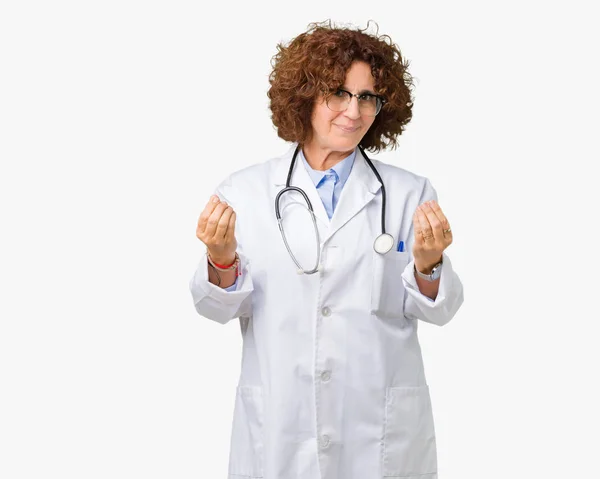 Médico Senior Mediana Edad Mujer Sobre Fondo Aislado Haciendo Gesto — Foto de Stock