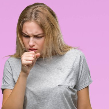 Duygu iyi ve soğuk veya bronşit için semptom olarak öksürük izole arka plan üzerinde beyaz kadın. Sağlık kavramı.