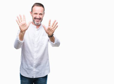 Orta yaş ağarmış komuta sizde gösterilen ve parmakları ile işaret izole arka plan üzerinde kendinden emin ve mutlu gülümseyerek süre on numara.