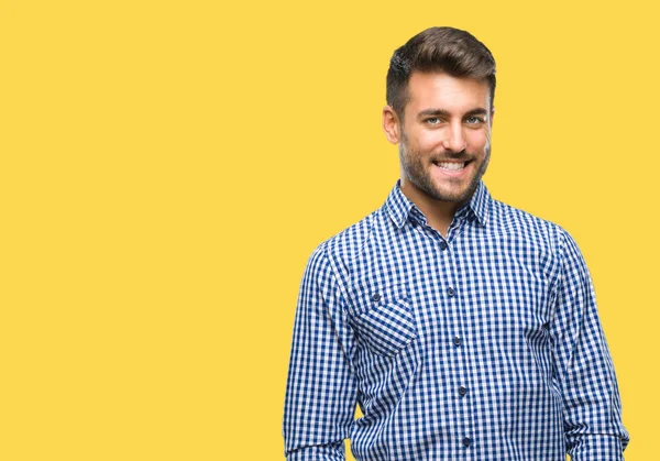 Joven Hombre Guapo Sobre Fondo Aislado Mirando Hacia Otro Lado —  Fotos de Stock