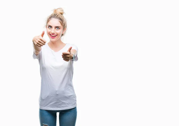 Jonge Mooie Blonde Vrouw Met Witte Shirt Geïsoleerde Achtergrond Goed — Stockfoto