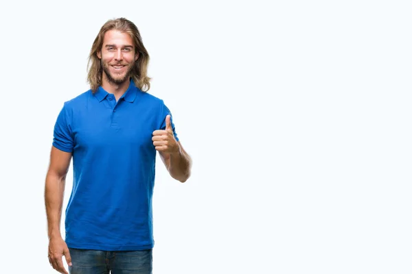 Homem Bonito Jovem Com Cabelos Longos Sobre Fundo Isolado Fazendo — Fotografia de Stock